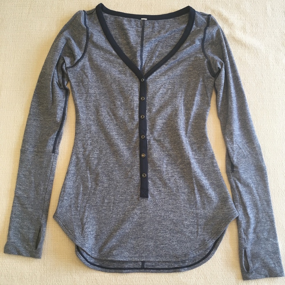 Lululemon long sleeved shirt